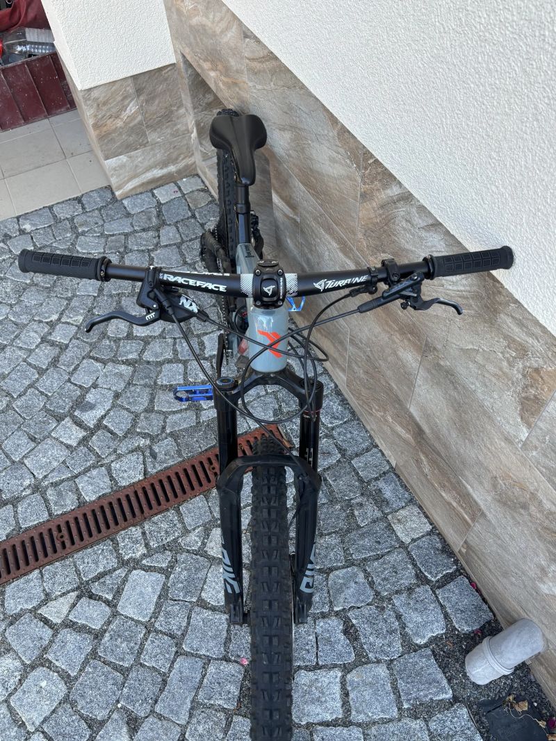 Radon Skeen Trail 10.0