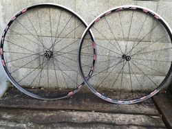 Zapletená kola Remerx Alcyon - Dt Swiss - 1450g!