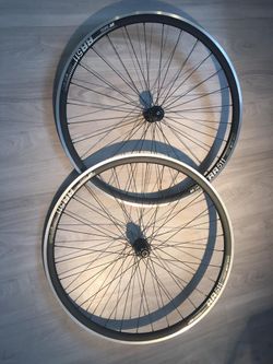 Zapletená kola MTB i SILNIČNÍ- DT SWISS, ENVE, E13, NOVATEC všech velikostí ***NOVÁ***