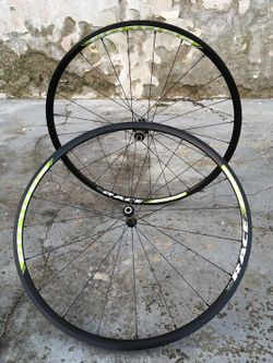 Kola PROLOG RACE ONE fullblack-green, NOVATEC A511SB-F522SB-11, DT Swiss, Sapim - 1450g