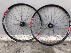 Zapletená kola DT SWISS 27,5 All Mountain - nová