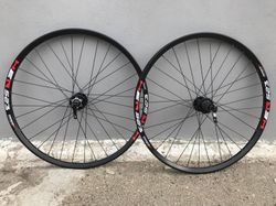 ZAPLETENÁ MTB KOLA, RÁFEK REMER WER 523, TWN NÁBOJE, 27,5"