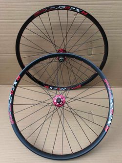 MTB kola REMERX RX 2027 27,5", NOVATEC 791+792 Disc - 1880 g