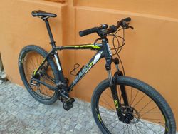 Horské kolo Giant ATX 27.5 1 2016, velikost M, L