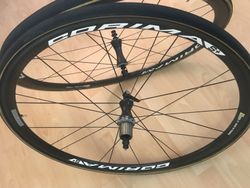 Corima 32mm 'S+' Tubular, ořech Shimano + galusky Vittoria Corsa 25