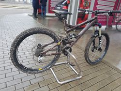 Specialized Enduro PRO vel. M