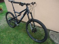 Prodám kolo RB IQ575, Vel. L, SR Suntour AURON 160 RC2, CENA: 35 000Kč, !!!PO VELKÉM SERVISU!!!