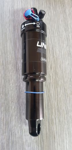 Tlumič SR Suntour UNAir LOR8, 184x44mm