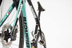 Bianchi Infinito CV Disk Di2 vč Karbonových kol Vision vel 55
