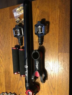 Komponenty Crankbrothers
