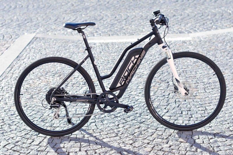 Testovací elektrokolo Rock Machine Crossride e350 Lady, zadní motor, sleva 8tis, záruka