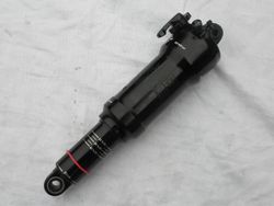 Nový Rock Shox Deluxe RT DebonAir 210x55mm