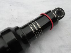 Nový Rock Shox Deluxe RT DebonAir 210x55mm