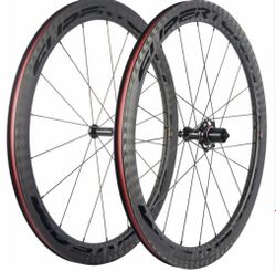 Prodám Nová, karbonová, zapletená kola SuperTeam - Shimano 50mm.