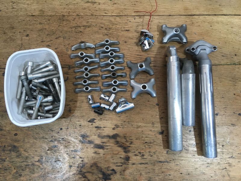 Campagnolo sedlovky a náhradní díly