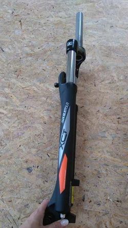 VIDLICE SR SUNTOUR XCT 29