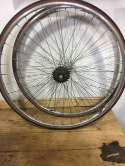 Zapletená kola Campagnolo Lambda/Gipiemme