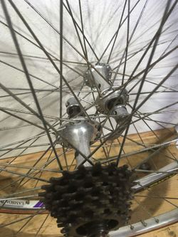 Zapletená kola Campagnolo Lambda/Gipiemme
