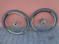Zapletená kola FORCE Team Karbon 29"