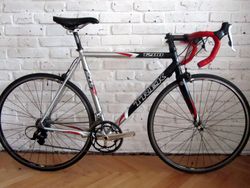 TREK 1200 na Shimano 105, 56 cm