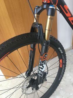 Téměř nové, málo použité Scott 2015 kolo - SCALE 700 SL, váha jen 8,5kg - 99 500 Kč