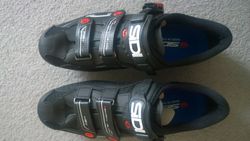 MTB tretry SIDY Eangle 7 black vel.47