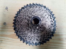 Prodam pastorek SHIMANO SLX 11s