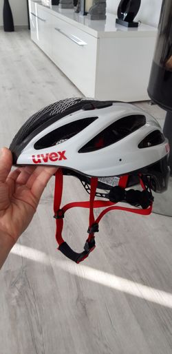 Cyklo přilba UVEX, vel.58/61