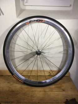 Campagnolo Zonda (pouze zadní kolo)