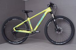 juniorské závodní kolo 27.5" Spyder Carbon 15" Shimano XT 1x11 9,9 kg