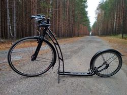 sportovní/turistická koloběžka Mibo GT 28/20