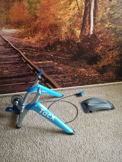cyklotrenažér Tacx Satori Blue..