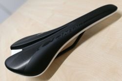 Sedlo Giant Contact Neutral