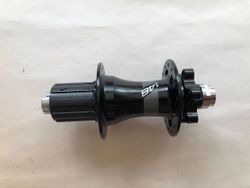 Zadní náboj Specialized/Formula 12x148mm, 28 děr, 12 pastorků