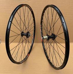 Kola DT SWISS XR 4.2D, FORCE TEAM Disc 6d, rychloupínáky - 1710 g