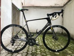 Giant Defy Advanced PRO, vel. L, hydr.Di2+karb.kola