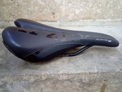 Sedlo Fizik Aliante