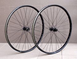 zapletená kola 29" Mach1/Shimano Boost