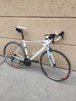CUBE AXIAL WLS