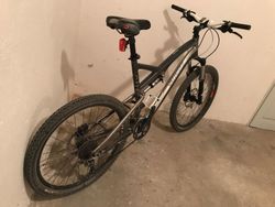 Prodám celopéro Specialized Camber