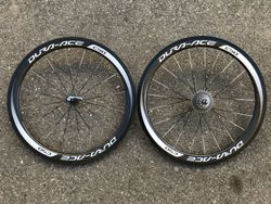 ZAPLETENÁ KARBONOVÁ KOLA GALUSKOVÁ SHIMANO DURA-ACE C50 - POUŽITÉ