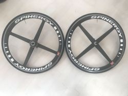 Sběratelský kousek - silniční LOUKOŤOVÁ kola SPINERGY karbon, plášťová