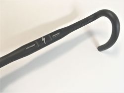 Nová silniční řidítka Specialized Shallow šířka ven-ven 44cm