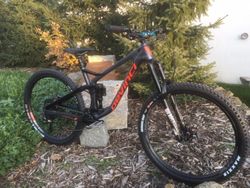 Devinci Spartan 29! Top enduro kolo,aktualní model 2018/19