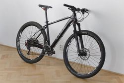 Cube Limited Race XT 18" 27.5" + v ceně pedály a 4x pneu