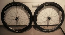 sada kol DT Swiss EX 1501 27,5; 15x110; 12x142, XD ořech