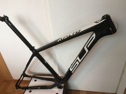 Karbonový rám SUP XP 29 LTD CRB (rezervováno)