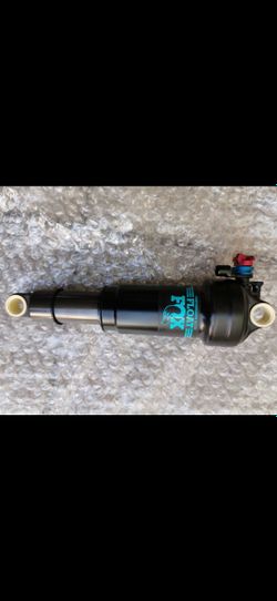 Nový tlumič Fox Float Performance Elite remote