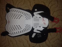 Krunýř Alpinestars A1