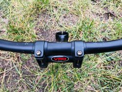 představec a řidítka VRO Syntace pro Cannondale Lefty / Headshok